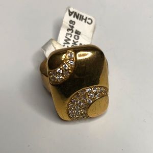 18GE and CZ Vintage Ring SZ 6